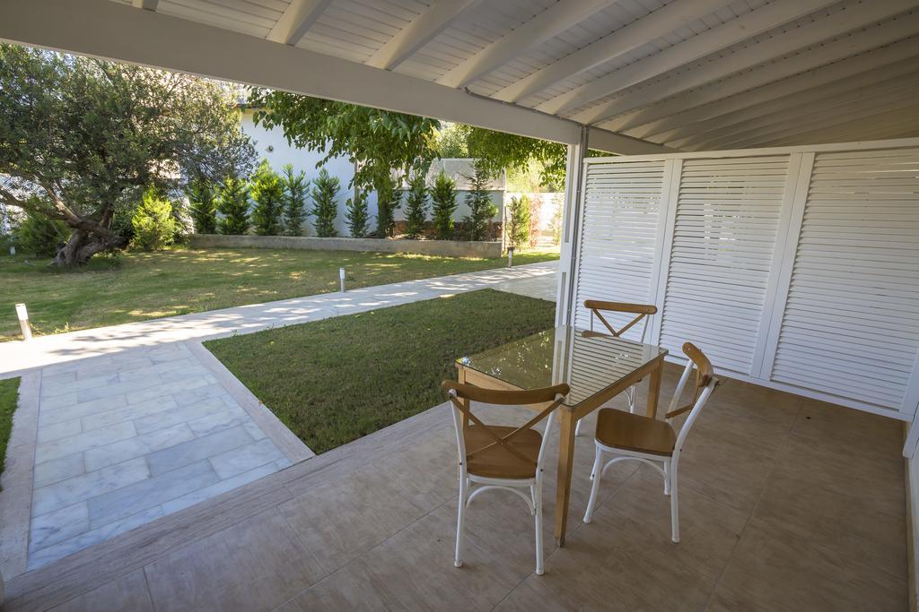 Palm Bay Beach Hotel Emecik Exterior photo